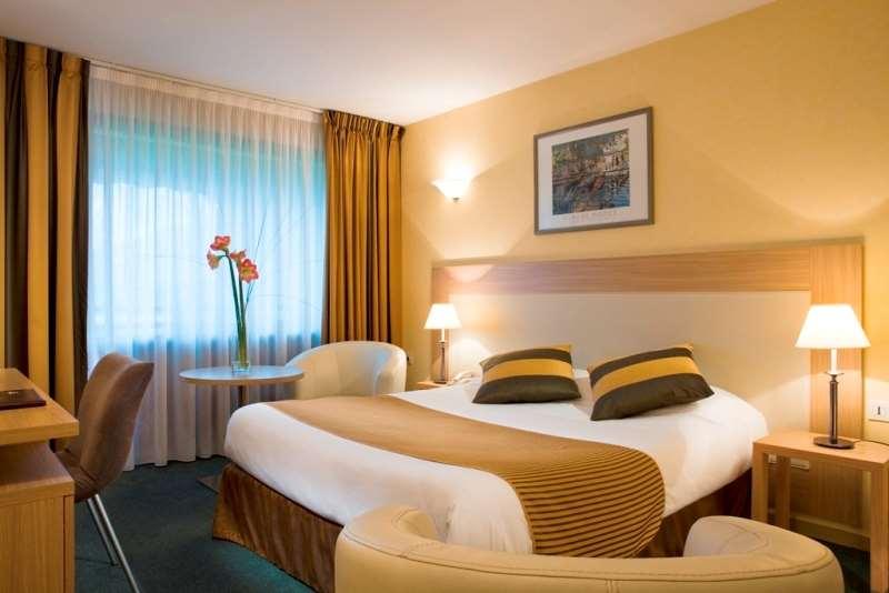 Hotel *** & Spa Vacances Bleues Villa Marlioz Aix-les-Bains Rum bild